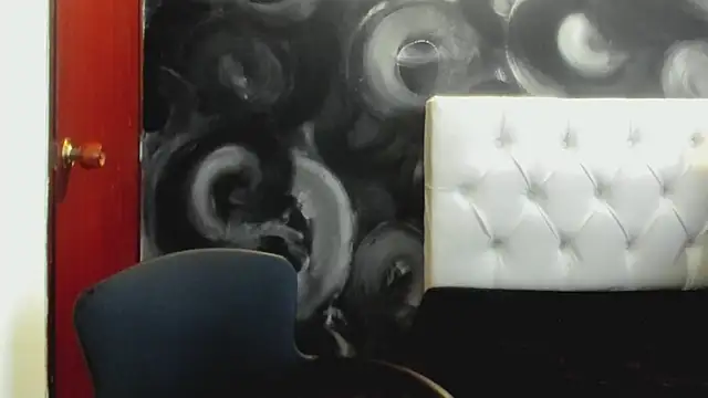 Snapshot of ScarletKings chatting on 03-17-26, 09:29 ScarletKings online show from 03-17-26, 09:29