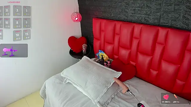 Snapshot of brithanyadams23 chatting on 01-25-25, 02:58 brithanyadams23 online show from 01-25-25, 02:58