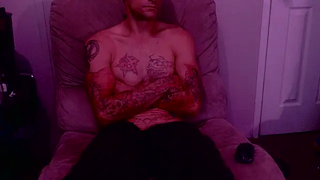 Snapshot of SoloMan2023 chatting on 10-01-25, 03:01 SoloMan2023 online show from 10-01-25, 03:01