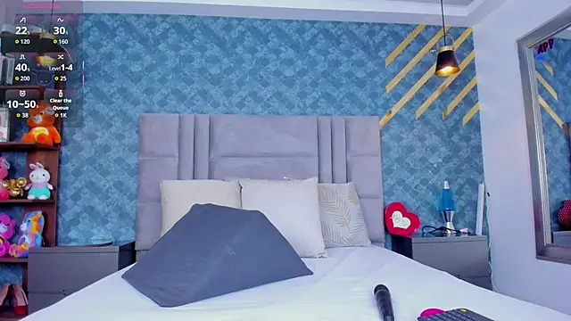 Snapshot of NiiaMoore chatting on 04-08-26, 07:14 NiiaMoore online show from 04-08-26, 07:14