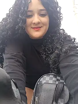 Liancy online show from 12-21-24, 02:26