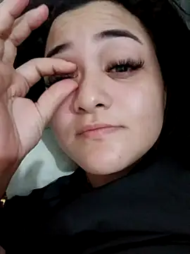 Liancy online show from 02-16-25, 04:20