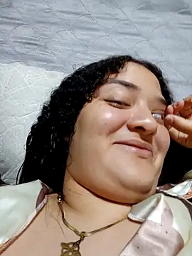 Liancy online show from 10-17-25, 01:53