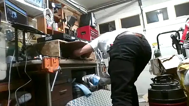 tongueispowerr6d9 online show from 12-10-24, 11:40