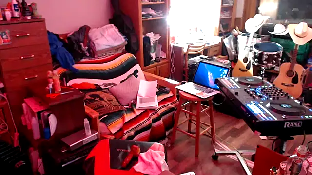 tongueispowerr6d9 online show from 02-11-25, 05:47