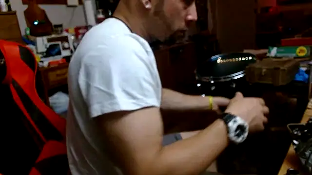 tongueispowerr6d9 online show from 06-10-26, 06:56