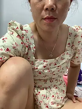 Snapshot of Baby-bigtits chatting on 02-23-25, 11:58 Baby-bigtits online show from 02-23-25, 11:58