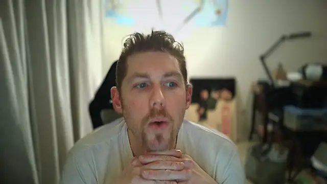 Snapshot of Rock_Pierce chatting on 01-25-25, 07:28 Rock Pierce online show from 01-25-25, 07:28