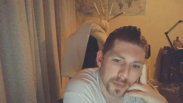 Snapshot of Rock_Pierce chatting on 01-27-25, 11:54 Rock Pierce online show from 01-27-25, 11:54