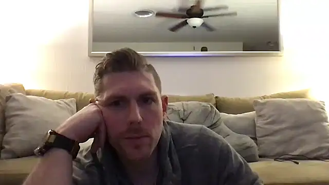 Snapshot of Rock_Pierce chatting on 02-04-25, 01:06 Rock Pierce online show from 02-04-25, 01:06