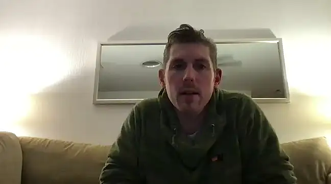 Snapshot of Rock_Pierce chatting on 03-12-25, 05:13 Rock Pierce online show from 03-12-25, 05:13