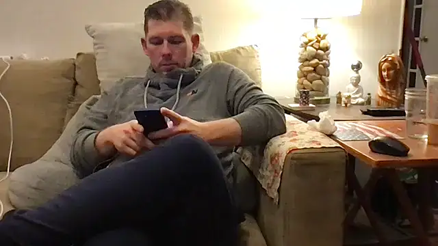 Snapshot of Rock_Pierce chatting on 10-22-25, 11:37 Rock Pierce online show from 10-22-25, 11:37