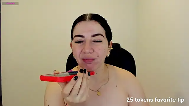 Im coco online show from 02-11-25, 02:46