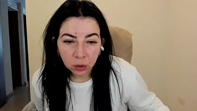 Im coco online show from 03-13-25, 02:33