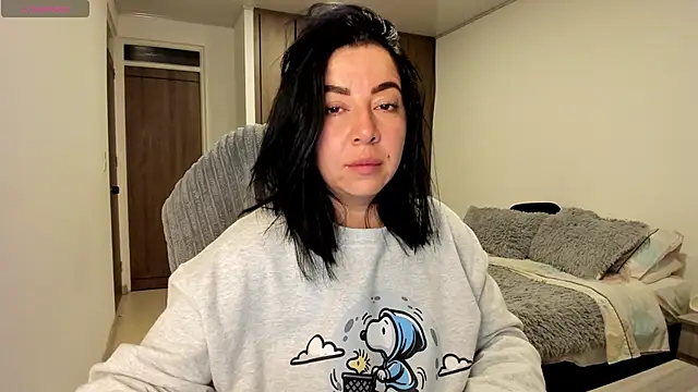 Snapshot of Im_coco chatting on 02-12-26, 01:22 Im coco online show from 02-12-26, 01:22