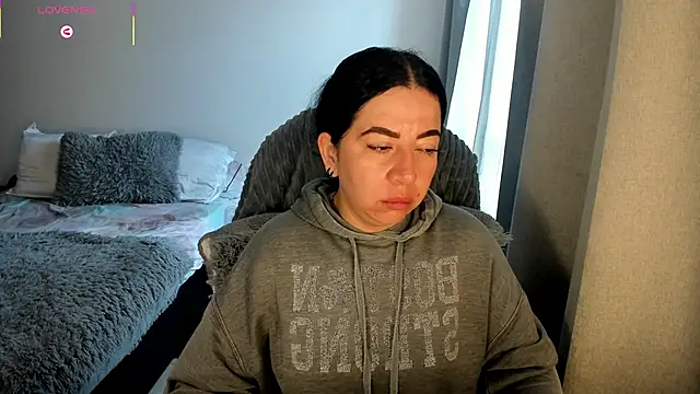 Snapshot of Im_coco chatting on 03-10-26, 12:32 Im coco online show from 03-10-26, 12:32