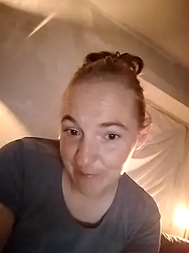 KikiTheHague online show from 09-10-25, 08:20