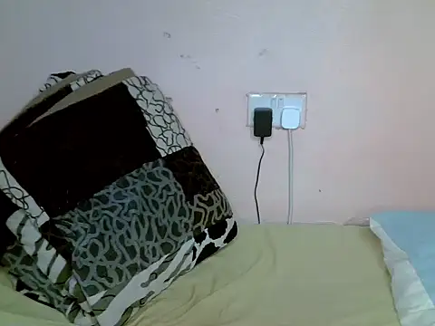 sweet rozie online show from 10-29-25, 04:59