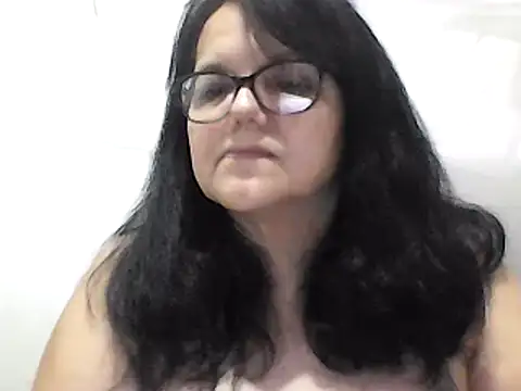 Snapshot of kassandra02 chatting on 01-05-25, 02:17 kassandra02 online show from 01-05-25, 02:17