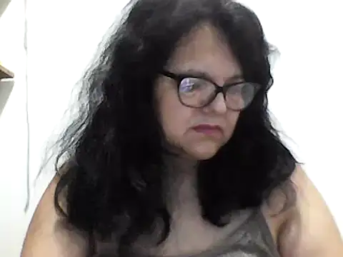 Snapshot of kassandra02 chatting on 03-06-25, 01:35 kassandra02 online show from 03-06-25, 01:35