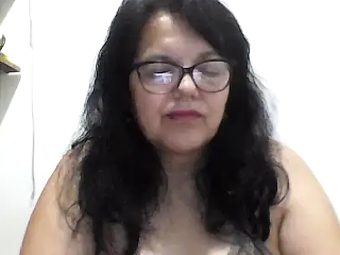 Snapshot of kassandra02 chatting on 03-07-25, 02:12 kassandra02 online show from 03-07-25, 02:12