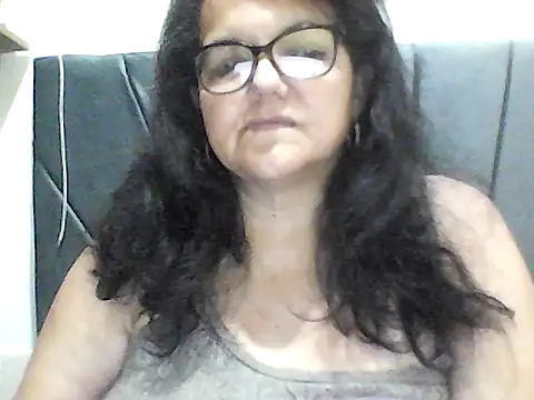 Snapshot of kassandra02 chatting on 09-26-25, 03:54 kassandra02 online show from 09-26-25, 03:54