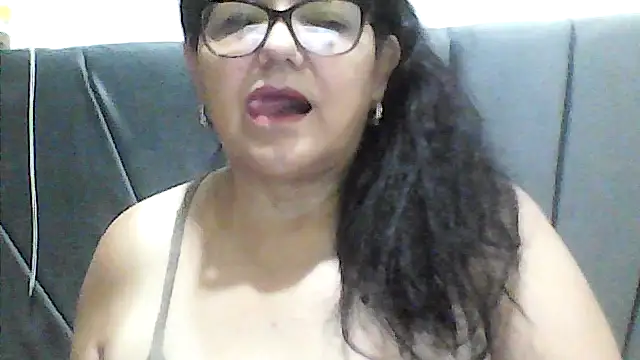 Snapshot of kassandra02 chatting on 10-21-25, 02:29 kassandra02 online show from 10-21-25, 02:29