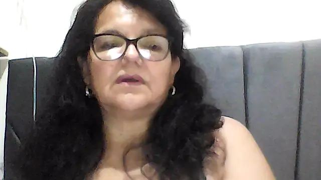 Snapshot of kassandra02 chatting on 10-30-25, 02:57 kassandra02 online show from 10-30-25, 02:57