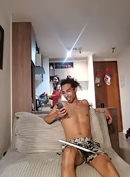 Redfloweer1 online show from 12-15-24, 01:46