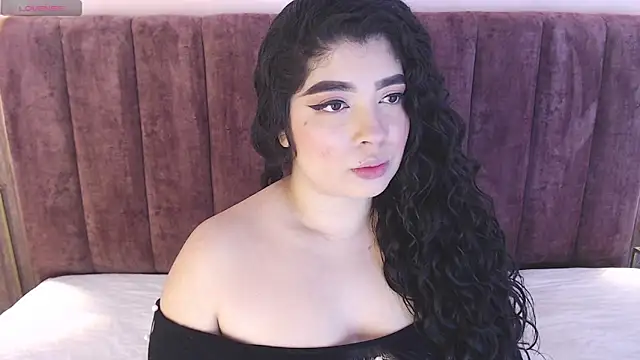 Snapshot of AgathaLynx chatting on 01-23-25, 11:37 AgathaLynx online show from 01-23-25, 11:37