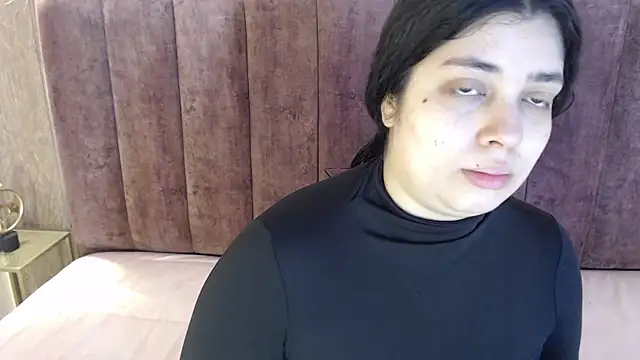 Snapshot of AgathaLynx chatting on 02-27-25, 11:41 AgathaLynx online show from 02-27-25, 11:41