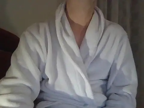 Snapshot of fikoivos chatting on 11-13-25, 09:14 fikoivos online show from 11-13-25, 09:14