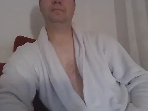 Snapshot of fikoivos chatting on 11-29-25, 11:19 fikoivos online show from 11-29-25, 11:19