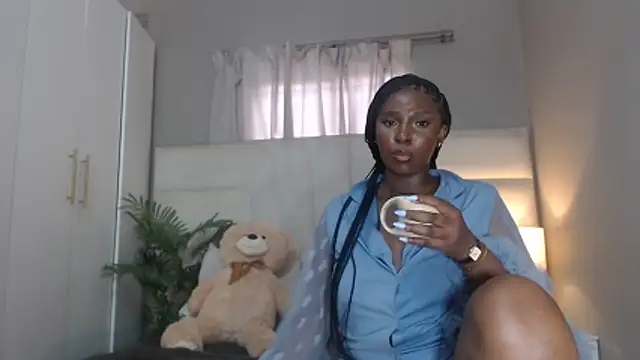 naughtyblackdolie online show from 02-15-26, 07:51