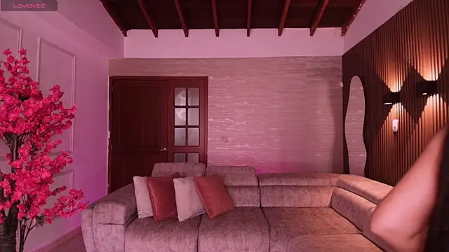 Snapshot of Anna_parkker_ chatting on 03-21-26, 07:17 Anna parkker online show from 03-21-26, 07:17