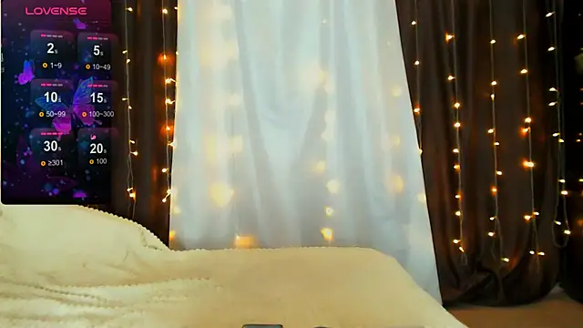 Snapshot of Adriana_Sweet_24 chatting on 03-28-26, 08:47 Adriana Sweet 24 online show from 03-28-26, 08:47