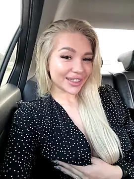 DreamPussyy online show from 10-20-25, 04:13