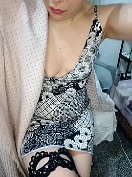 Snapshot of SexySweetPaola chatting on 03-12-26, 08:20 SexySweetPaola online show from 03-12-26, 08:20