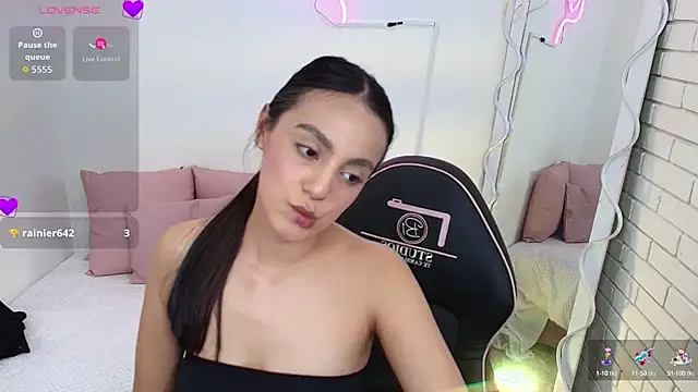 Snapshot of Pia_tay chatting on 09-20-25, 07:26 Pia tay online show from 09-20-25, 07:26