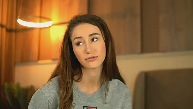 EmilyRaymont online show from 03-06-25, 09:53