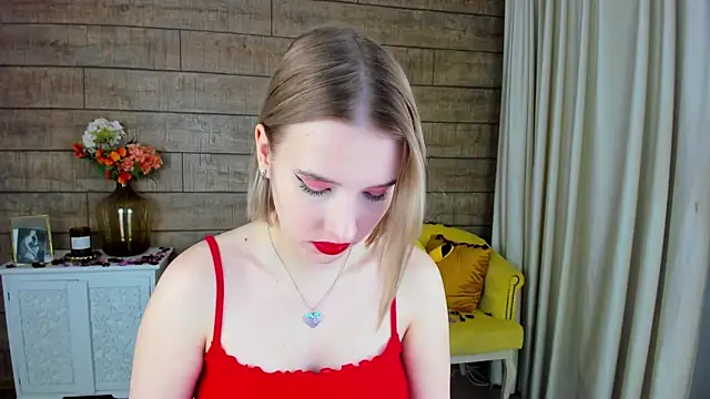 LiliLinn online show from 02-14-25, 08:10