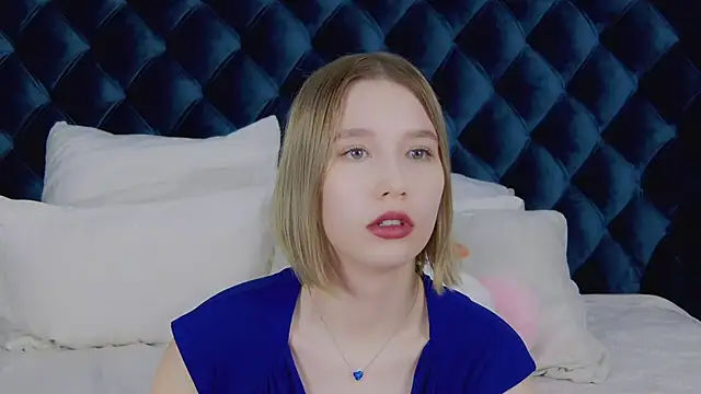 LiliLinn online show from 03-14-25, 08:10