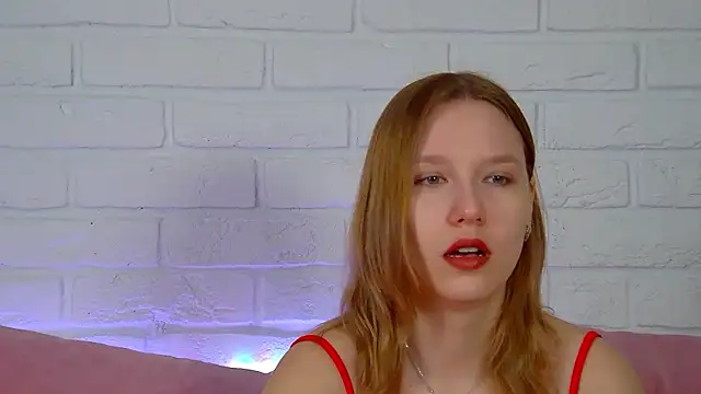 LiliLinn online show from 05-04-26, 04:30