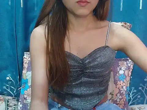 Snapshot of silky_milky chatting on 01-26-25, 08:23 silky milky online show from 01-26-25, 08:23