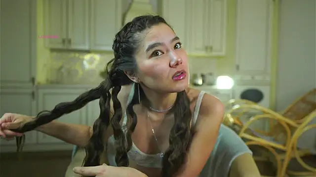 Snapshot of EmmaFisherf chatting on 03-21-26, 02:16 EmmaFisherf online show from 03-21-26, 02:16