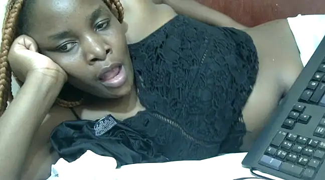 Snapshot of pretty_dimplegirl chatting on 02-21-25, 08:49 pretty dimplegirl online show from 02-21-25, 08:49