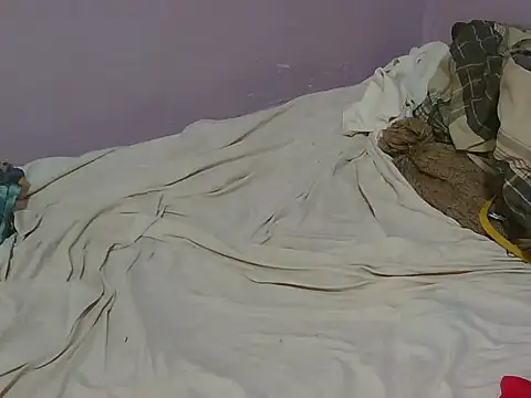 Snapshot of pretty_dimplegirl chatting on 03-20-26, 06:29 pretty dimplegirl online show from 03-20-26, 06:29