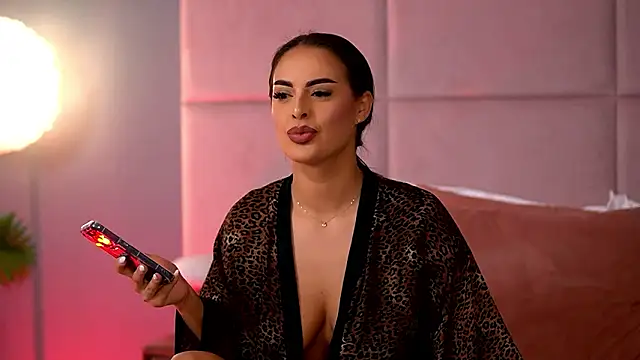 AlmaLuv online show from 02-14-26, 05:04