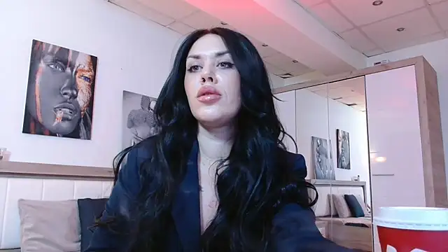 Snapshot of LaylaCruzRose chatting on 02-13-25, 02:56 LaylaCruzRose online show from 02-13-25, 02:56