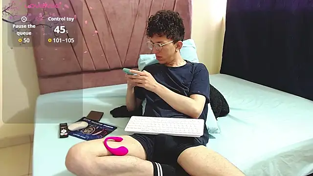 Orlandodcn 69 online show from 11-09-25, 11:41